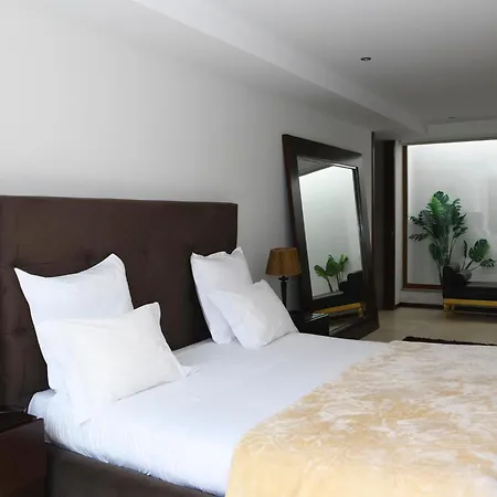 Spacious In With Year-round Private Pool Caniçada