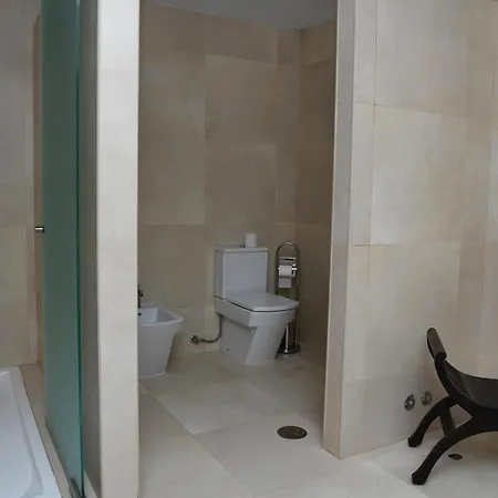 Spacious In With Year-round Private Pool Caniçada